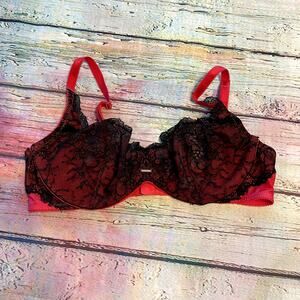Victoria's Secret Bra Womens 36C Red Black Lace Unlined Demi Bra Valentines